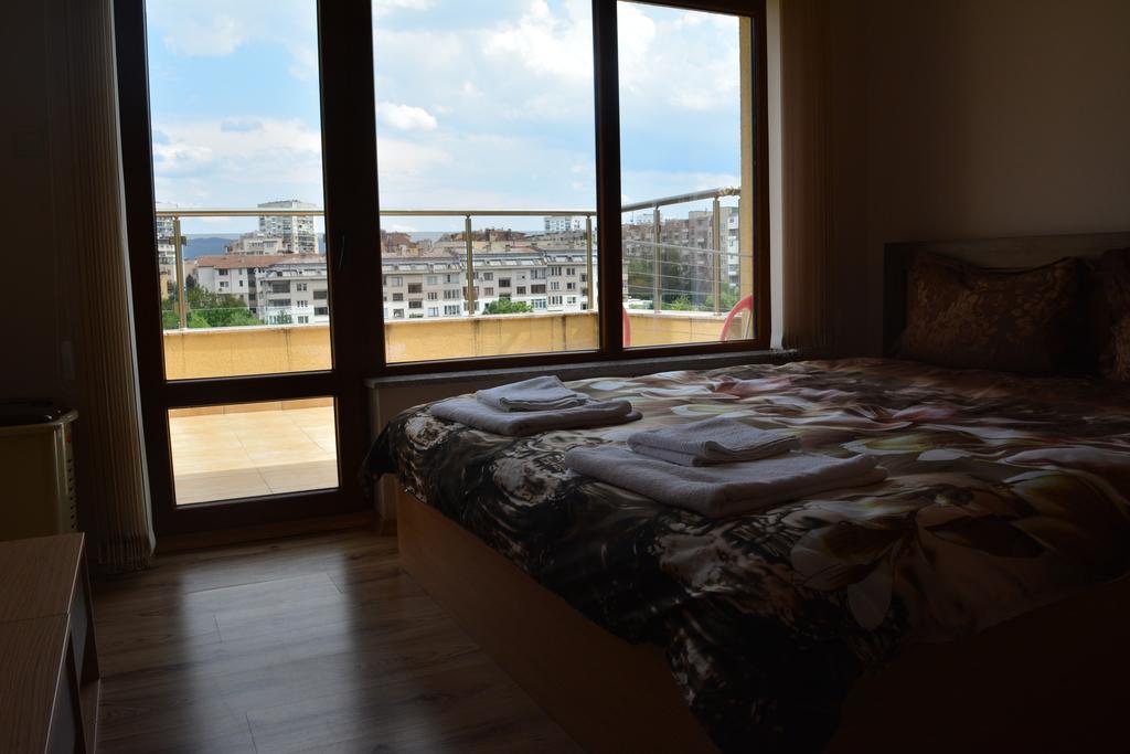 Apartment Bonne Chance Sofia Luaran gambar