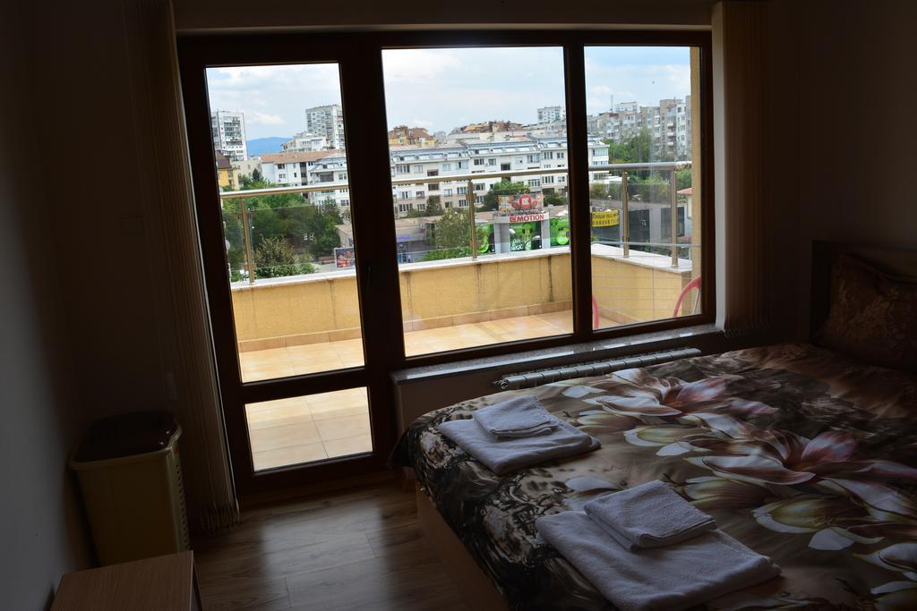 Apartment Bonne Chance Sofia Luaran gambar